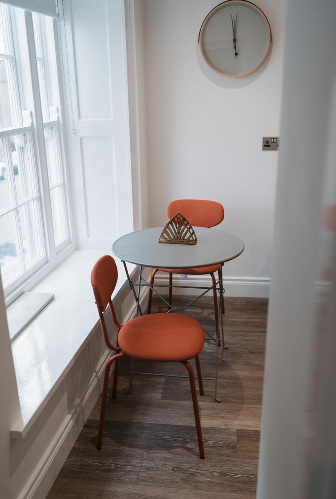 Apartment At 68 Saintfield Eksteriør billede